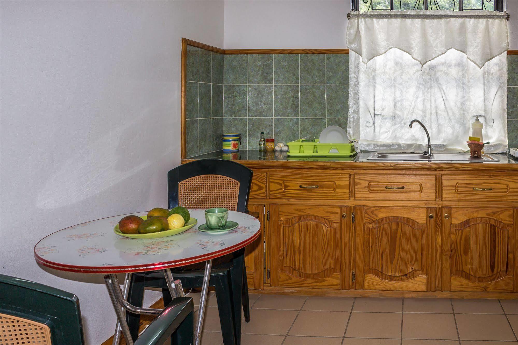 Hewanorra Gardens Hotel Vieux Fort Bagian luar foto
